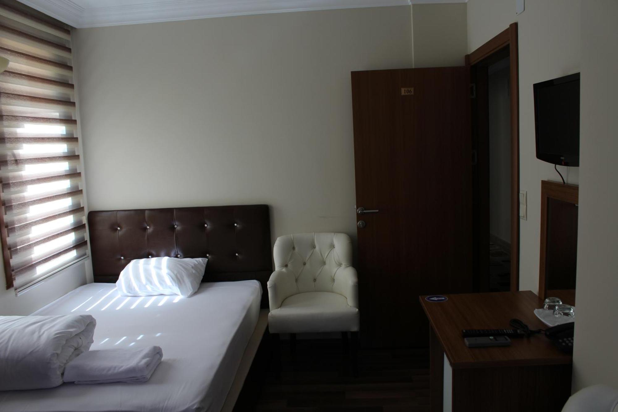 Oz-Ay Hotel Sürmene Rom bilde