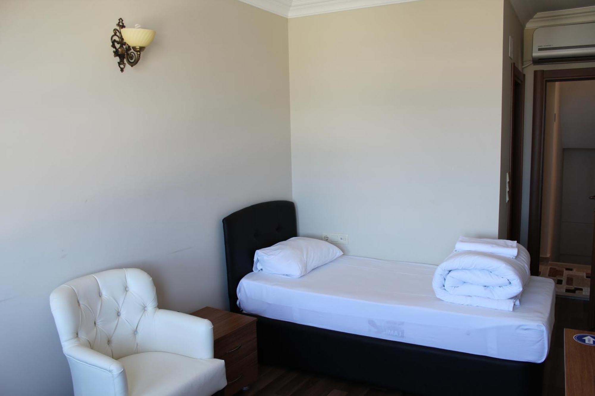Oz-Ay Hotel Sürmene Rom bilde
