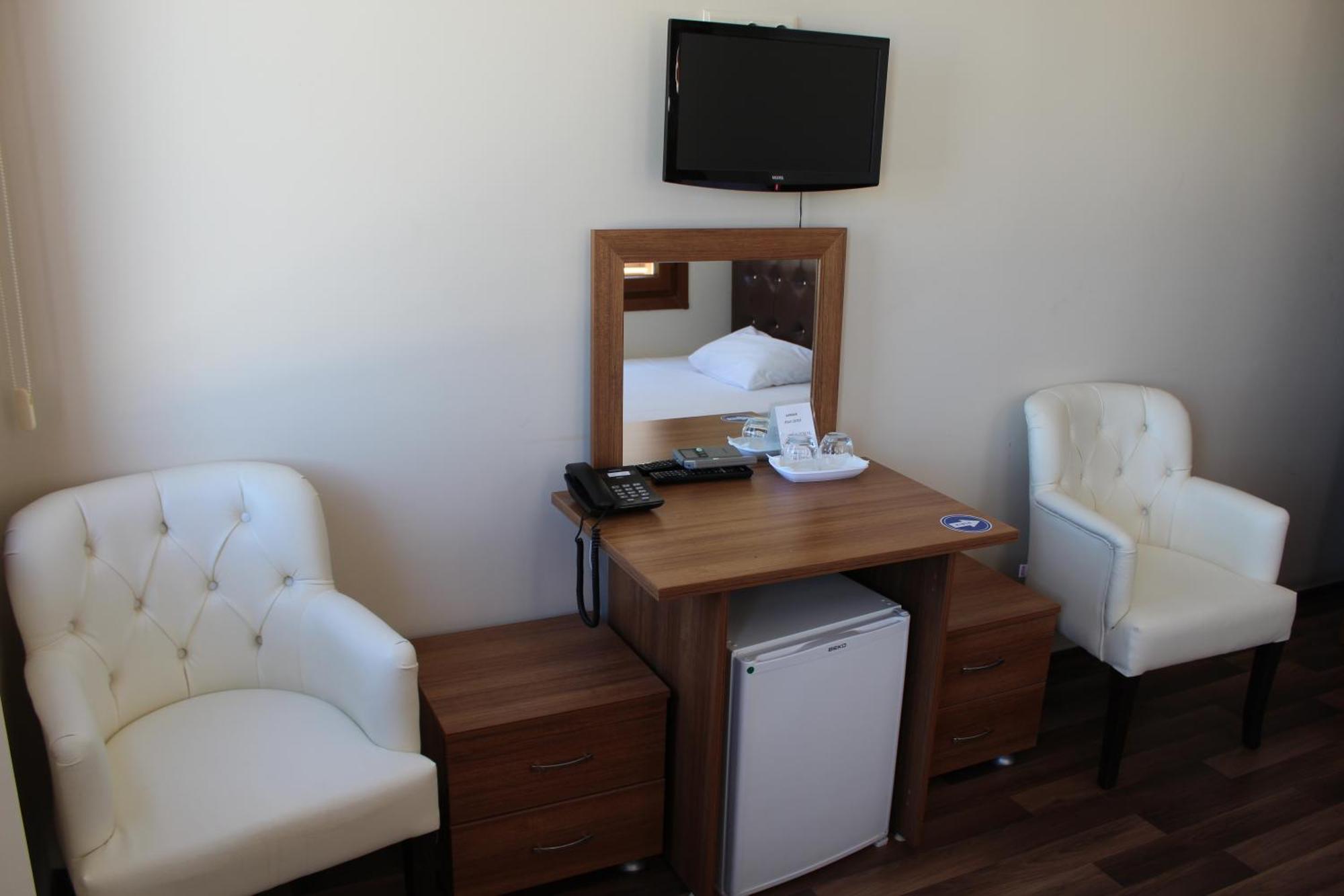 Oz-Ay Hotel Sürmene Rom bilde